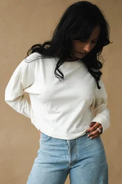 RELAXED CROP LONG SLEEVE TEE BONE