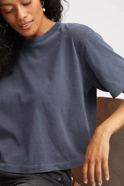 RELAXED SHORT SLEEVE CROP TEE BLUE STEEL