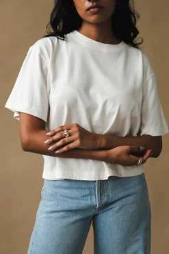 SHORT SLEEVE CROP TEE BONE