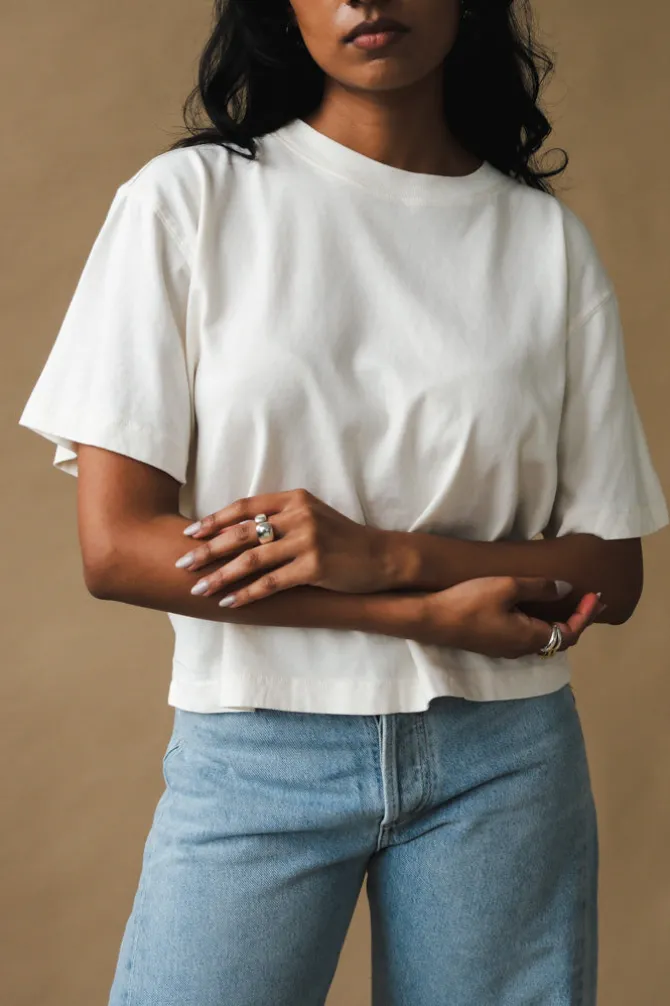 SHORT SLEEVE CROP TEE BONE