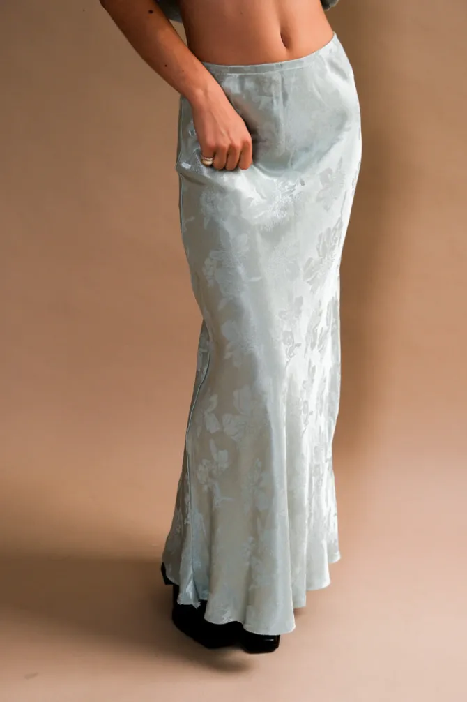 SLIP SKIRT