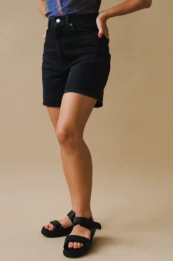STELLA SHORT BAT