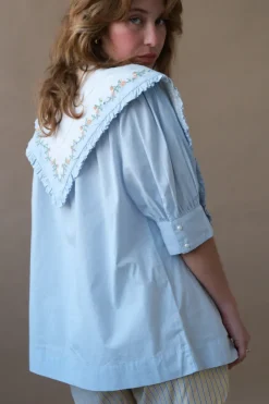 SUMMER SANDY TOP