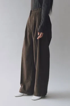 THIN CORDUROY WIDE LEG PANTS