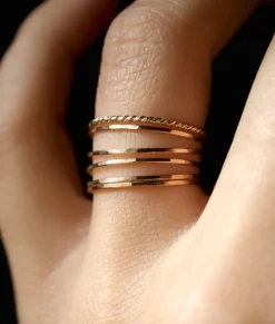 TWISTED THIN STACKING RING