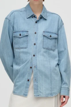 UNISEX CLASSIC DENIM SHIRT