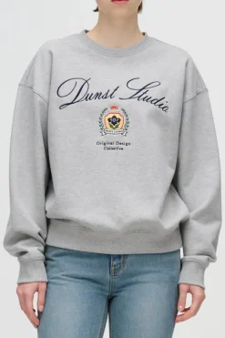 UNISEX CLASSIC LOGO SWEATSHIRT