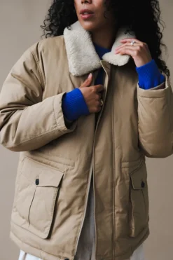 UNISEX COLLARED GOOSE DOWN HALF JACKET
