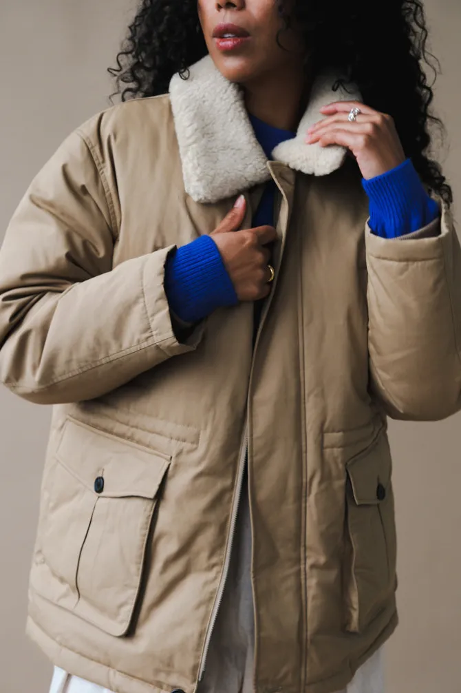 UNISEX COLLARED GOOSE DOWN HALF JACKET