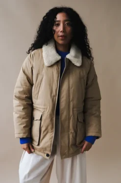 UNISEX COLLARED GOOSE DOWN HALF JACKET