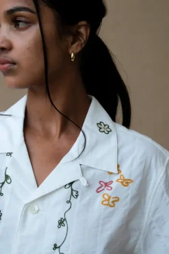 UNISEX GRAPHIC OPEN COLLARED SHIRT