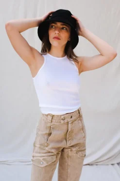 WAVE BUCKET HAT