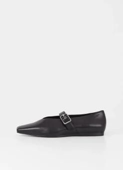 WIOLETTA FLATS
