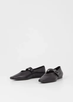 WIOLETTA FLATS